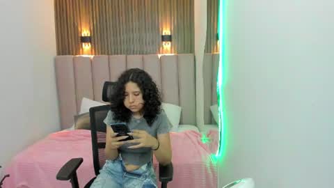 Snapshot of akirahayami chatting on July 17, 2026, 12:01 pm AkiraHayami online show from July 17, 2026, 12:01 pm