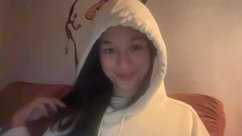 Akira Skye online show from January 13, 2026, 7:46 am