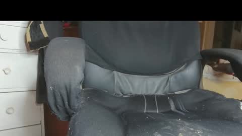 akiwi2 online show from February 2, 2025, 9:40 am