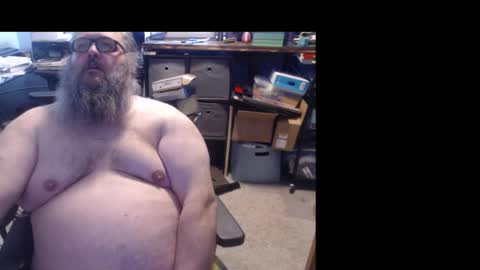 Snapshot of akswitchcouple chatting on March 5, 2026, 5:42 pm AKswitchCouple online show from March 5, 2026, 5:42 pm