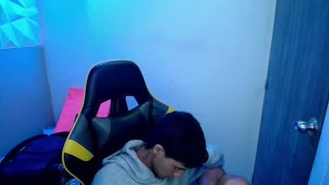 Snapshot of akyra_latin chatting on February 25, 2026, 12:26 pm Akyra latin online show from February 25, 2026, 12:26 pm