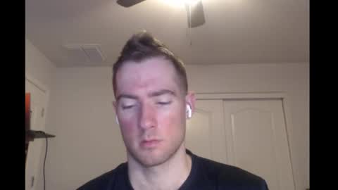 Snapshot of al3xzanderth3gr3at chatting on September 20, 2025, 12:33 am Alex online show from September 20, 2025, 12:33 am