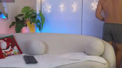 Al Fox  Miko Fortuni  online show from December 28, 2024, 5:33 am