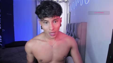 Ander uwu online show from December 1, 2025, 6:24 pm