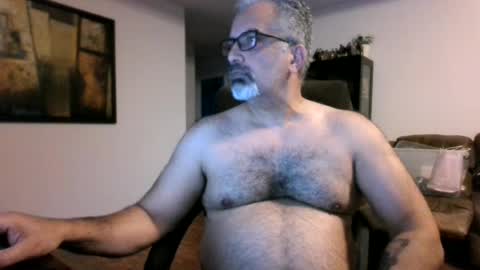 Snapshot of aladdin31673 chatting on June 24, 2026, 1:37 am aladdin31673 online show from June 24, 2026, 1:37 am