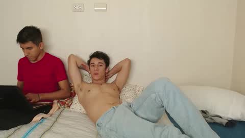 Snapshot of aladino_ms chatting on December 5, 2025, 12:30 am aladino_ms online show from December 5, 2025, 12:30 am