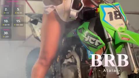 Alaia online show from September 20, 2025, 2:29 pm