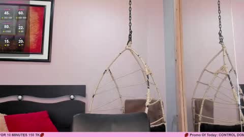     online show from March 4, 2025, 9:32 pm