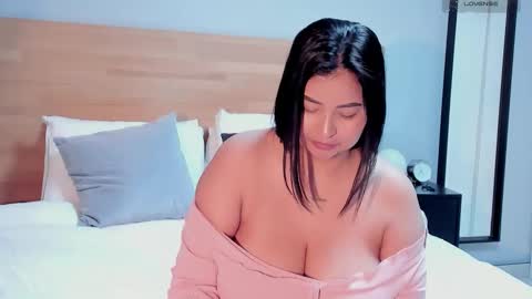     online show from January 8, 2026, 8:55 pm