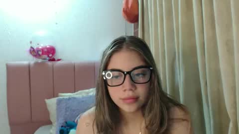alaina_blessed online show from November 7, 2025, 10:32 pm