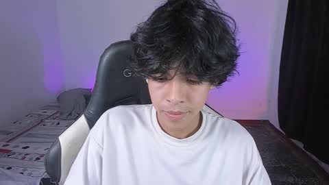 Snapshot of alan18n chatting on November 22, 2025, 5:06 am alan18n online show from November 22, 2025, 5:06 am