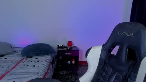 Snapshot of alan18n chatting on November 23, 2025, 3:06 am alan18n online show from November 23, 2025, 3:06 am