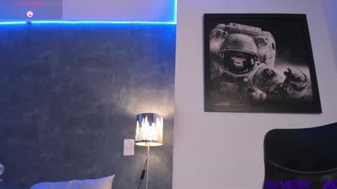 alan_morrys online show from February 5, 2025, 5:20 am