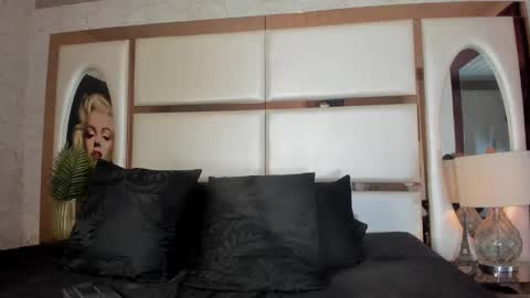 ---Alan--- online show from October 24, 2025, 4:42 am