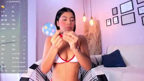 Alana online show from October 26, 2025, 12:33 pm