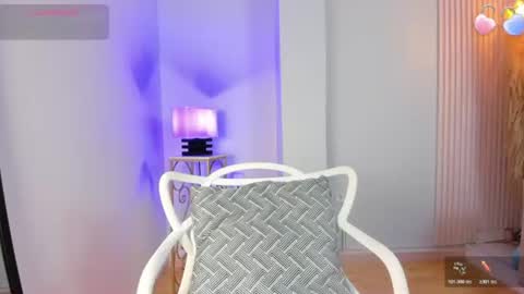 Snapshot of alana__rossetti chatting on June 12, 2026, 11:31 am Alana online show from June 12, 2026, 11:31 am
