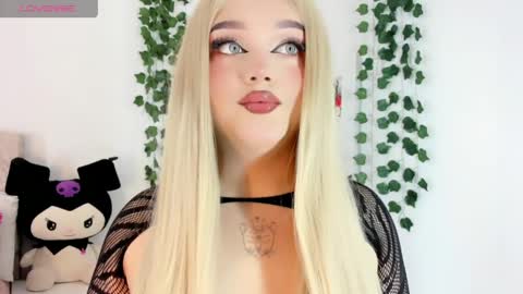 Snapshot of alana_muller_ chatting on May 29, 2026, 7:28 am Alana Muller online show from May 29, 2026, 7:28 am