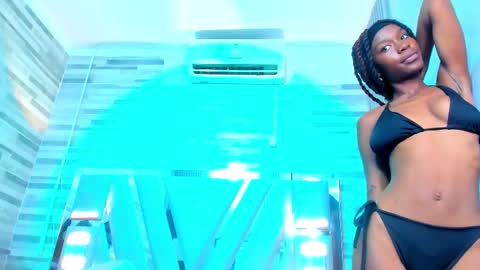 Alana online show from December 4, 2025, 6:49 pm