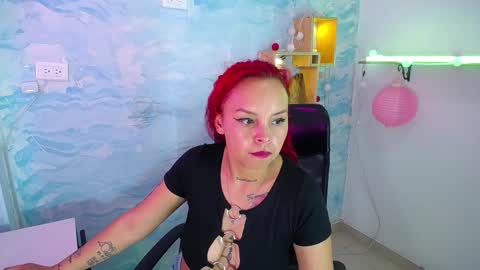 Snapshot of alana_roth chatting on January 3, 2025, 5:53 pm ALANA ROTH online show from January 3, 2025, 5:53 pm