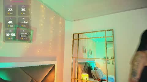 Alana  online show from April 20, 2026, 7:37 pm
