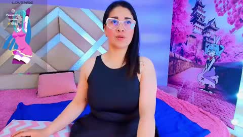 Snapshot of alana_steel_1 chatting on November 5, 2025, 12:05 pm Alana online show from November 5, 2025, 12:05 pm
