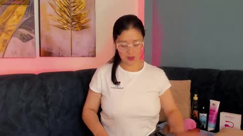 Snapshot of alana_steel_1 chatting on November 30, 2025, 12:09 pm Alana online show from November 30, 2025, 12:09 pm