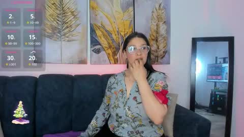 Snapshot of alana_steel_1 chatting on December 3, 2025, 7:34 pm Alana online show from December 3, 2025, 7:34 pm
