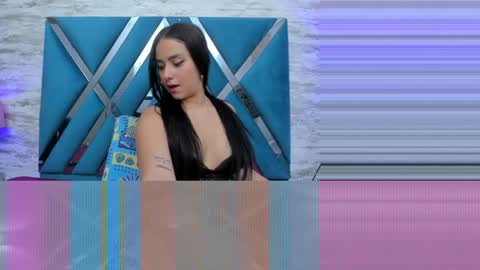 Alana Flores online show from January 14, 2025, 6:07 pm