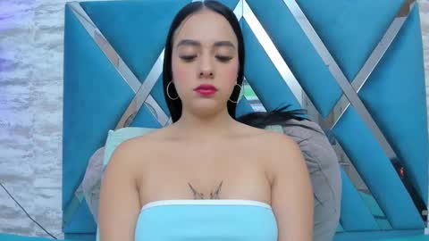 Alana Flores online show from February 13, 2025, 11:28 am