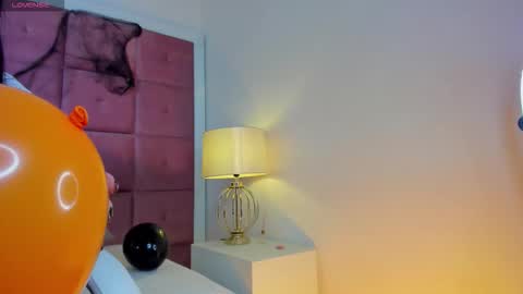 Snapshot of alanah_connors chatting on October 31, 2025, 1:56 pm alanah_connors online show from October 31, 2025, 1:56 pm