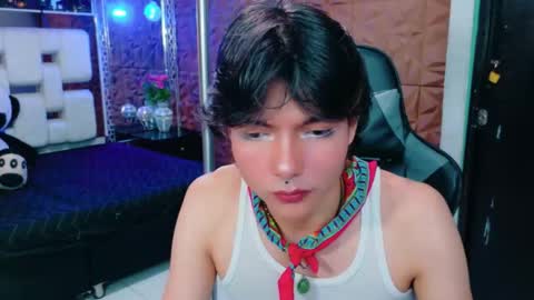 Snapshot of alandelrey57 chatting on October 17, 2025, 10:56 pm ALAN DEL REY online show from October 17, 2025, 10:56 pm