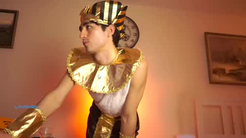 idenavarre online show from December 21, 2024, 10:19 pm