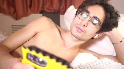 idenavarre online show from January 20, 2025, 1:50 am