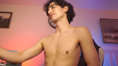 idenavarre online show from February 26, 2025, 9:16 pm