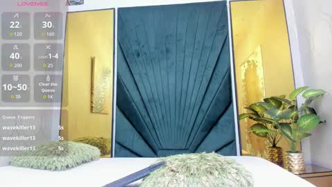 ALANNA  online show from October 3, 2025, 11:51 am