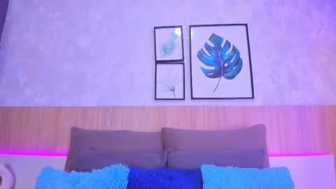 Alanna  online show from February 25, 2026, 3:27 am