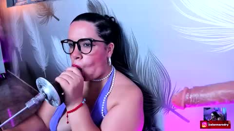 alana silver online show from September 15, 2025, 10:43 pm