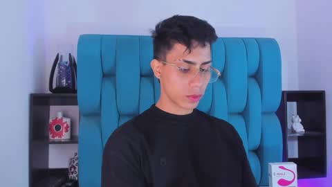 alannaughty_ online show from January 12, 2025, 10:22 pm