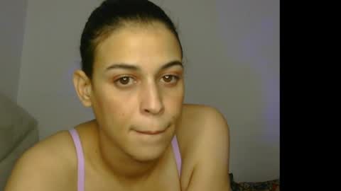 Snapshot of alaouirim25 chatting on June 8, 2026, 10:54 pm AllylicArabis online show from June 8, 2026, 10:54 pm