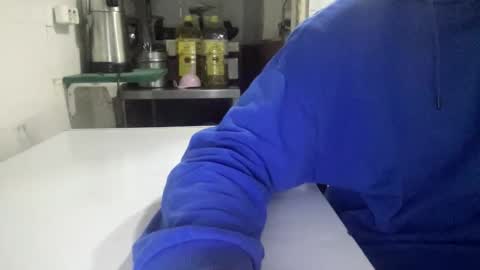 alarasissy online show from November 5, 2025, 2:17 pm