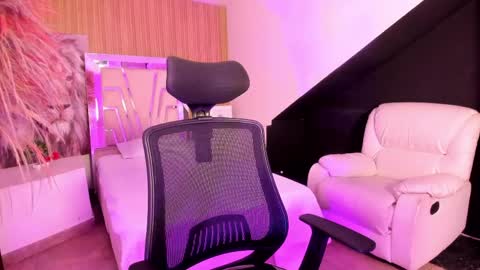 Alaska online show from March 30, 2026, 4:02 am