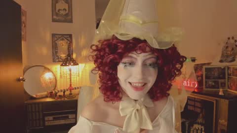 Snapshot of alaskagrace chatting on February 6, 2025, 5:35 am Alaska Grace       online show from February 6, 2025, 5:35 am