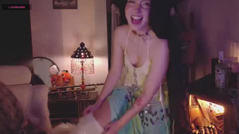 Snapshot of alaskagrace chatting on October 8, 2025, 3:26 am Alaska Grace       online show from October 8, 2025, 3:26 am