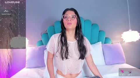 Alassia Hocthner online show from September 22, 2025, 11:34 am