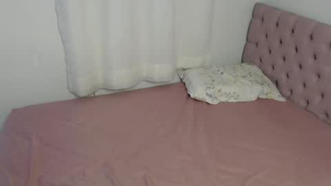 Snapshot of alatinmermaid chatting on May 17, 2026, 5:31 pm alatinmermaid online show from May 17, 2026, 5:31 pm