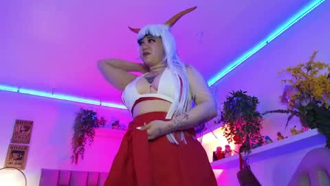 albaandthayron online show from April 18, 2026, 12:09 pm