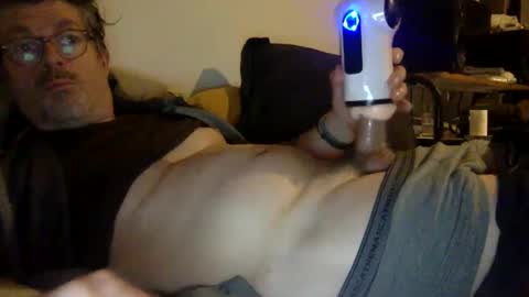 albandant online show from March 12, 2025, 5:28 pm