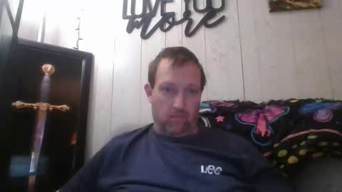 Snapshot of alberik2316 chatting on January 19, 2025, 2:36 am Alberik online show from January 19, 2025, 2:36 am