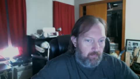 Snapshot of alberik2316 chatting on November 1, 2025, 3:14 pm Alberik online show from November 1, 2025, 3:14 pm