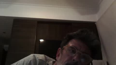 albertoto71 online show from December 16, 2025, 3:11 am